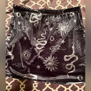 Mini skirt . *NEVER WORN*